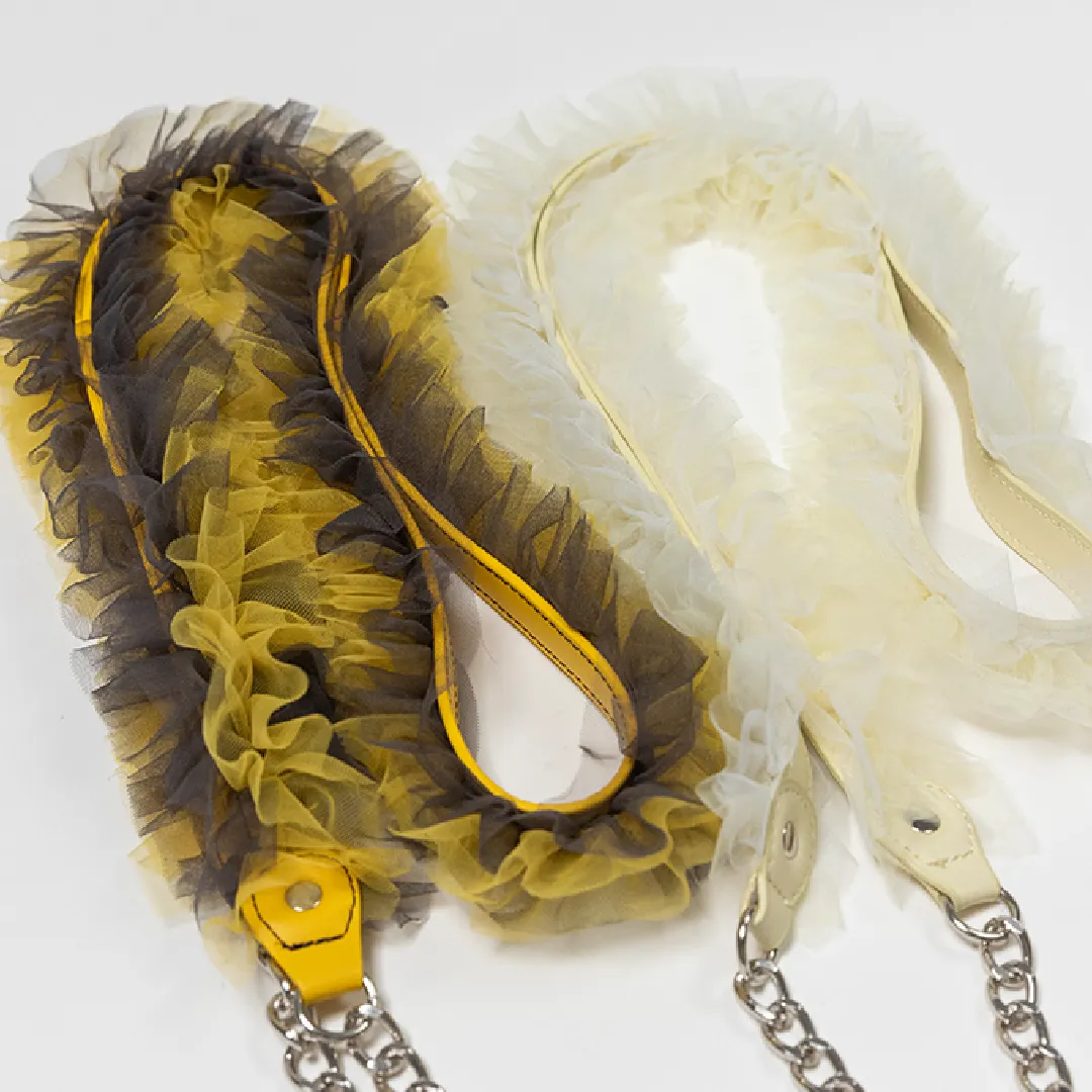 フリルストラップ